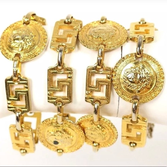 š„NO LONGER AVAILABLEš„Versace Medusa bracelet - Picture 1 of 3